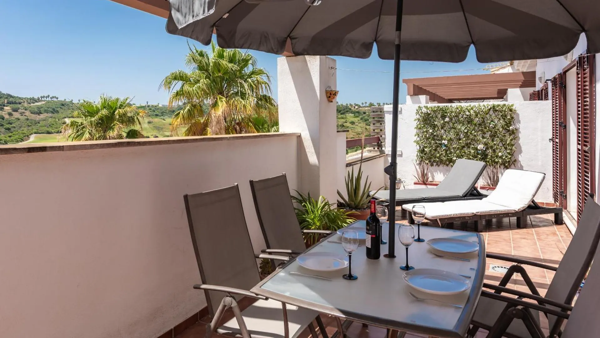Appartement 2253-Amazing Penthouse, Huge Terrace, Golf View à Alcaidesa Espagne
