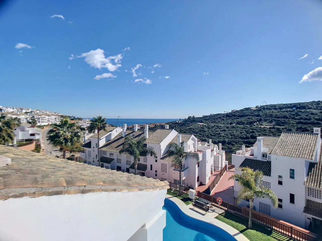 2253-Amazing Penthouse, Huge Terrace, Golf View Lägenhet Alcaidesa